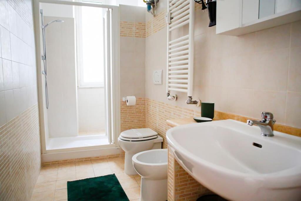A Comfortable Apartment For You In San Lorenzo Rzym Zewnętrze zdjęcie
